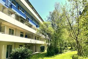 Mitten in Bogenhausen / Johanneskirchen ° TOP   ° 1 - Zimmer-Wohnung mit großem Westbalkon°