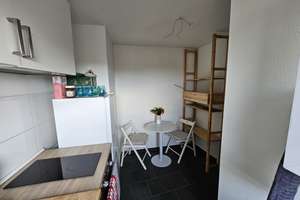 Helle 2-Zimmer-Wohnung – Wagenburgstraße 125, 70186 Gablenberg, Stuttgart – Vorschaubild 2