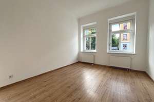 Lichtdurchflutete 4-Zimmer-Wohnung mit Tageslichtbad, Badewanne und Balkon in Böhlitz-Ehrenberg – 4178 Böhlitz-Ehrenberg, Leipzig – Vorschaubild 2