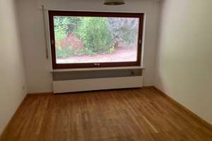 Wohnen/ arbeiten mit Charakter: Geräumiger Bungalow in Bobingen - Straßburg – 86399 Bobingen – Vorschaubild 12