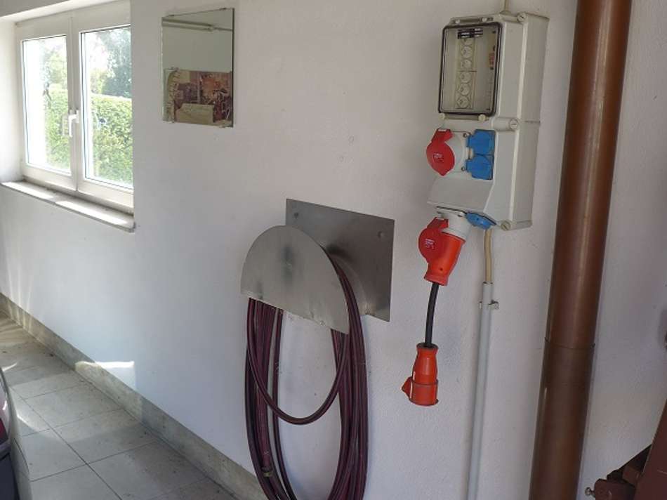 Doppelgarage Starkstromanschlu