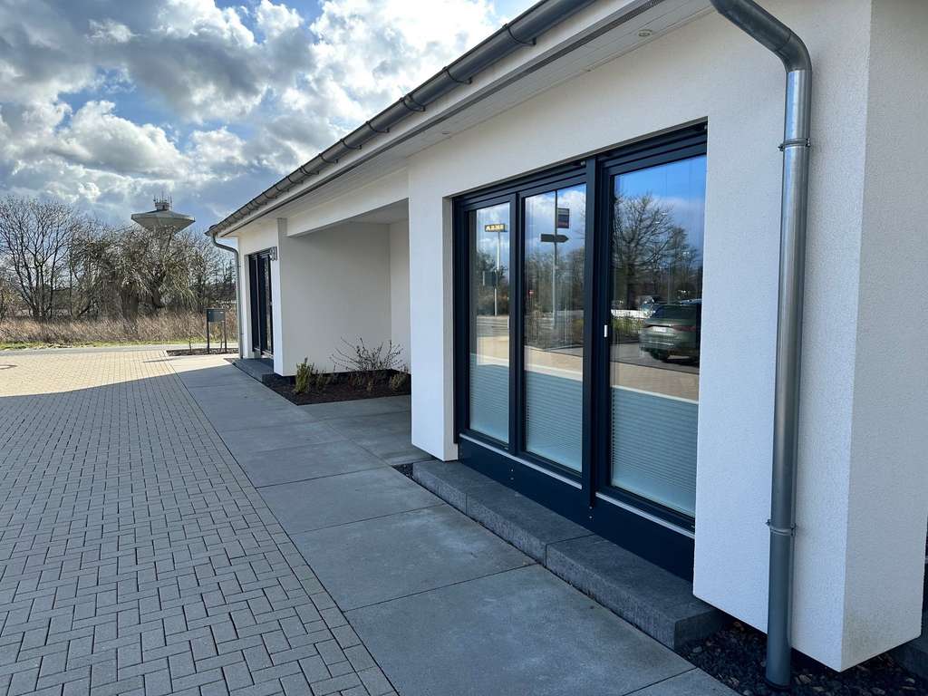 Immobilie in Kirchwald - Moderner Bungalow mit viel Platz und Comfort - Bild 0