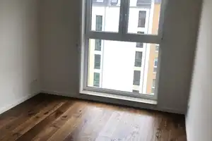 Stilvolle, neuwertige 2-Zimmer-Wohnung mit Balkon und EBK in Berlin – Plönzeile 31, 12459 Berlin – Vorschaubild 7