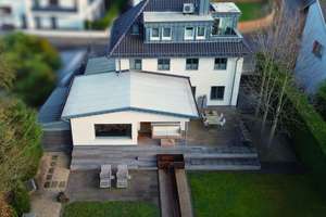Exklusives Wohnanwesen mit vielfältigen Möglichkeiten || – Die vollständige Adresse der Immobilie erhältst du vom Anbieter., 53721 Siegburg – Vorschaubild 16
