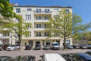 Urbanes Flair trifft Wilmersdorfer Eleganz: Ihr Logenplatz am Nikolsburger Platz – Die vollständige Adresse der Immobilie erhältst du vom Anbieter., 10717 Wilmersdorf, Berlin – Vorschaubild 2