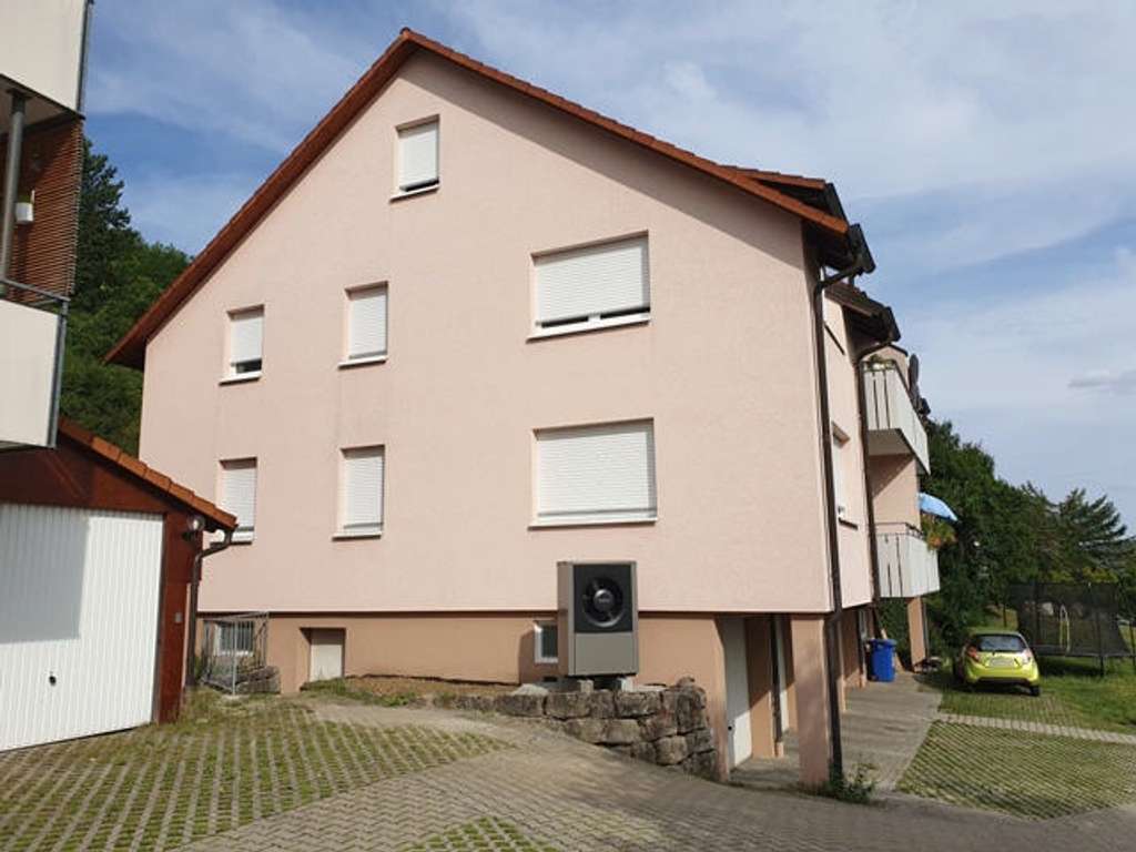 Immobilie in Creglingen - 3-Zimmer-Wohnung mit Balkon und Stellplatz am Stadtrand zu verkaufen! - Bild 1