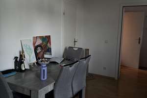 Zentrale 2 Zimmerwohnung mit Bad und WC – Plateniustr. 18, 42105 Elberfeld, Wuppertal – Vorschaubild 2