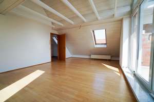 4-Zimmer-Wohnung mit zwei Balkonen, Aufzug, Tiefgarage, zentral aber ruhig beim Marktkauf – Gertrud-Gröninger-Straße 12, 33102 Kernstadt, Paderborn – Vorschaubild 3