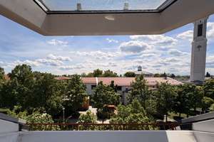 Solide 3 Zimmer Dachgeschosswohnung mit Ausblick und Wintergarten in grüner Hinterhof Idylle – Am Gangsteig 21, 85551 Kirchheim bei München – Vorschaubild 13