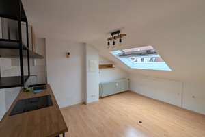 Schöne, helle Dachgeschosswohnung nahe altem Messplatz mit Tageslichtbad – Langstraße XX, 68169 Neckarstadt-West, Mannheim – Vorschaubild 3