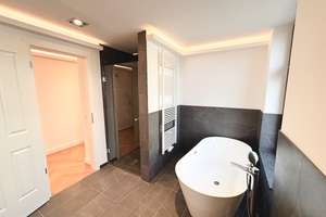 Erstbezug mit Lift! + Balkon + Parkett + Fußbodenheizung + Wanne & Dusche + LED-Licht – 4177 Lindenau, Leipzig – Vorschaubild 5