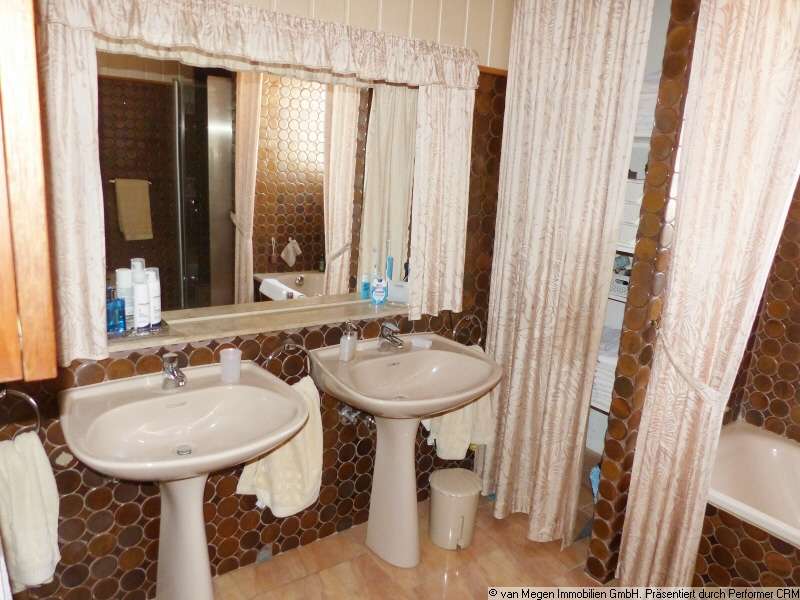 Immobilie in Straelen - Goßzügig angelegtes 1-2 Familienhaus in sehr gepflegten Zustand  !! - Bild 13