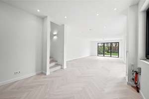 Hochwertige Stadtvilla / Erstbezug - sofort einziehen & wohlfühlen ! – Oberschlesische Str. 20A, 81929 Daglfing, München – Vorschaubild 24