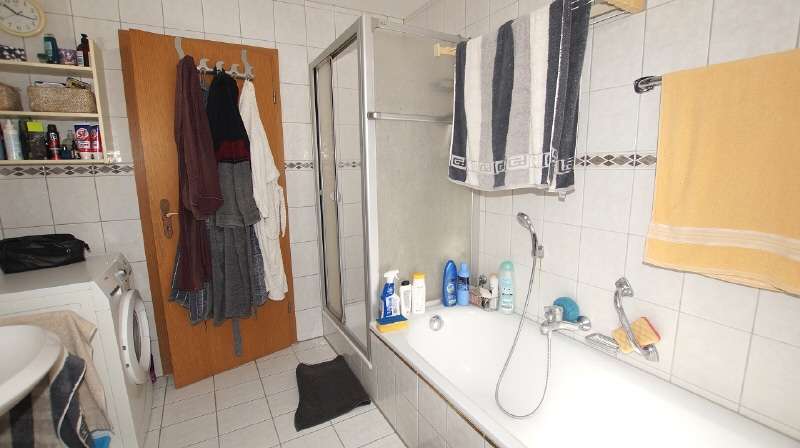 Immobilie in Bogen - Vermietete 4 Zimmer-ETW mit Garage und Balkon - Bild 2