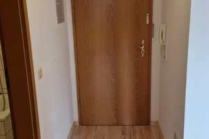 Schöne 2-Zimmer-Wohnung mit Balkon, EBK und TG in Ingolstadt (Audi-Nähe) – Ingolstadt – Vorschaubild 9