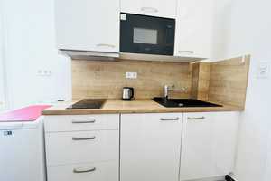 Hochwertiges - möbliertes Appartement im Zentrum - in ruhiger Lage °°5 Min zur Kö°° zu vermieten!! – Graf-Adolf-Str. 55, 40210 Düsseldorf – Vorschaubild 6