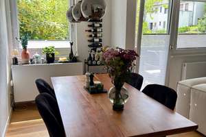 Teilmöblierte, helle 2-Zimmer-Wohnung in Stuttgart-Nord mit Balkon und Einbauküche