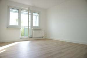 3-Zimmer-Wohnung mit Einbauküche für Kochlieblinge – Am Stadtpark 10, 9120 Helbersdorf, Chemnitz – Vorschaubild 8