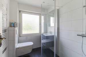 Chance nutzen: Freistehendes Haus mit großzügigem Garten in Bergisch Gladbach – Rheinisch-Bergischer Kreis – Vorschaubild 6
