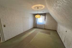 Solides und gepflegtes Einfamilienhaus mit Hof, Garten und 2 Garagen – Die vollständige Adresse der Immobilie erhältst du vom Anbieter., 76857 Silz – Vorschaubild 24