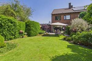 Familientraum mit Gartenidylle in ruhiger Lage – Die vollständige Adresse der Immobilie erhältst du vom Anbieter., 41065 Hardterbroich-Pesch, Mönchengladbach – Vorschaubild 1