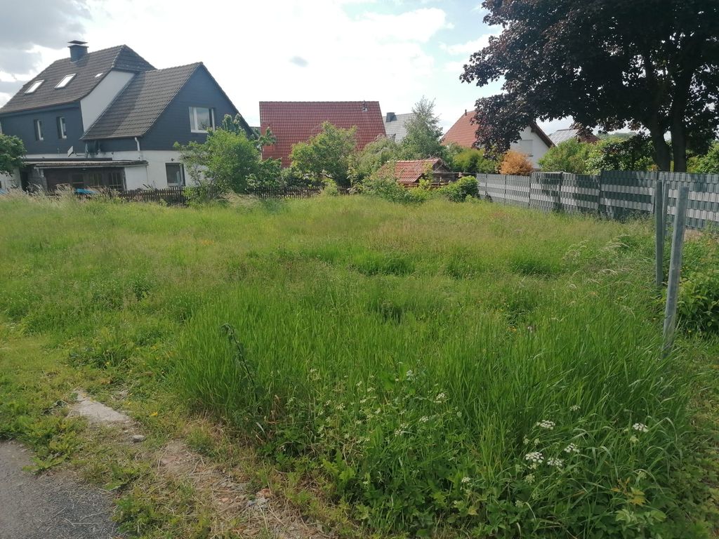 Baugrundstück in gewachsenem Wohngebiet