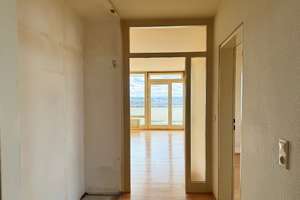 SKYLINE IM BLICK – Gut geschnittene 3-Zimmer-Wohnung mit Gestaltungspotenzial – 60385 Bornheim, Frankfurt am Main – Vorschaubild 9