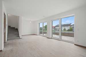 KfW-QNG Neubau! Kurzfristig bezugsfertiges Einfamilienhaus inkl. Carport und Stellplatz – Biberach (Kreis) – Vorschaubild 6