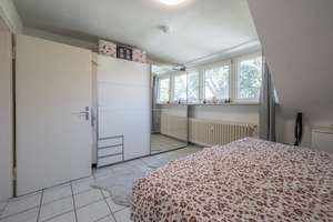 Gepflegte 3-Zi.-DG-Wohnung: Solide Kapitalanlage oder neues Eigenheim (Bezugsfrei nach Absprache) – Die vollständige Adresse der Immobilie erhältst du vom Anbieter., 41236 Grenzland-Stadion, Mönchengladbach – Vorschaubild 4