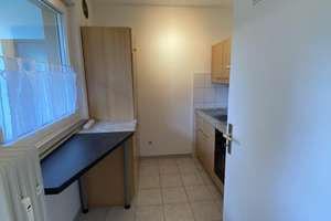 Ideal für Studenten & Pendler (m/w/d). Appartement 34m² mit Küche inkl. EBK und modernem Wannenbad. – Nathrather Straße xx, 42327 Vohwinkel, Wuppertal – Vorschaubild 7