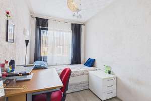 Bremen - Huchting • Reihenendhaus mit 5 Zimmern, großem Garten, Garage & zusätzlichem Baugrundstück – Die vollständige Adresse der Immobilie erhältst du vom Anbieter., 28259 Mittelshuchting, Bremen – Vorschaubild 10