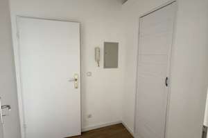 Frisch renovierte 2-Zimmer-Altbauwohnung in Krefeld Inrath-Kliedbruch – Adolfstraße 9, 47803 Inrath/Kliedbruch, Krefeld – Vorschaubild 9