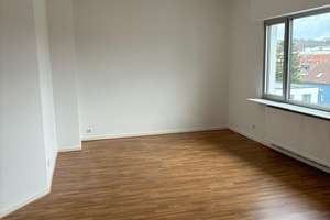 Großzügige 4 Zimmerwohnung mit riesiger Dachterrasse zu vermieten – 63071 Lichtenplatte, Offenbach am Main – Vorschaubild 5