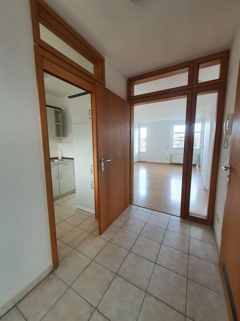 Immobilie in Backnang - *Seniorenwohnanlage* : Vermietete 1,5-Zi-Whg mit Balkon, Aufzug und Hausmeisterservice - Bild 2