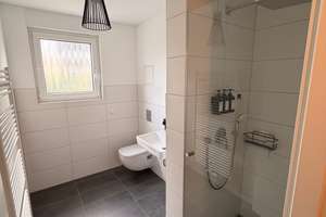 Moderne 4-Zimmer-Erdgeschosswohnung mit großer Terrasse und exklusivem Garten in Schönefeld – Alfred-Döblin-Allee 38, 12529 Schönefeld – Vorschaubild 24