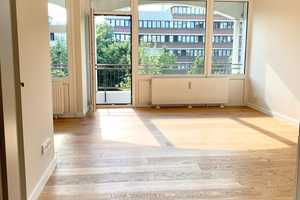 Exklusive 4-Zimmer-Wohnung mit 2 Balkonen und EBK in München Haidhausen – Prinzregentenstraße 128, 81677 München – Vorschaubild 3