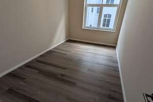 Top 5-Zimmer KfW Wohnung mit Küche, Balkon Bodenheizung in bester Lage von Wiesbaden Mitte – Moritzstraße 68, 65185 Mitte, Wiesbaden – Vorschaubild 5