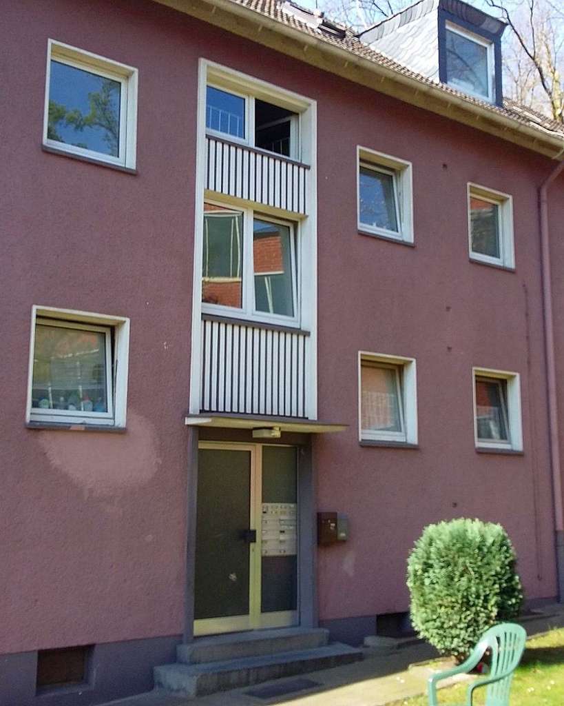 Immobilie in Gelsenkirchen - Vermietete 1,5-Zimmer-Dachgeschosswohnung - Bild 0