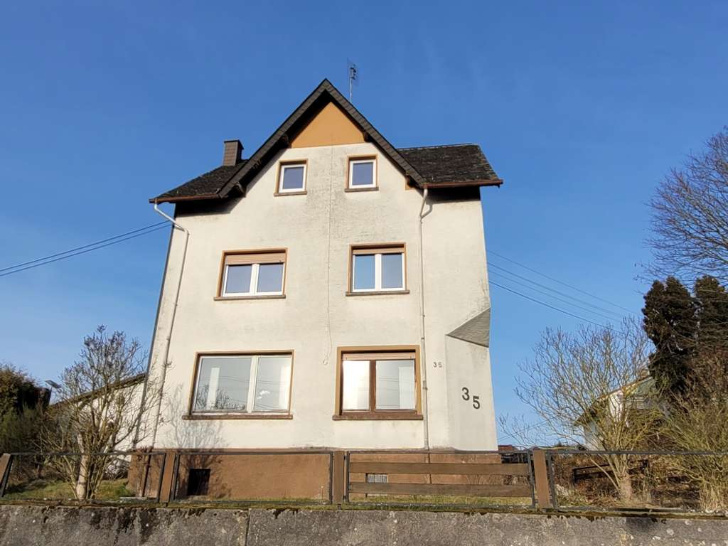 Immobilie in Steinebach an der Wied - Familiendomizil mit großzügigem Nebengebäude Nähe Hachenburg - Bild 3