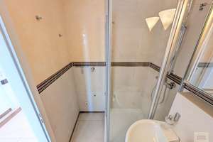 Flingern-Nord / Stil-Altbau / Einbauküche: Großzügige 2-Raum Wohnung – Die vollständige Adresse der Immobilie erhältst du vom Anbieter., 40235 Flingern Nord, Düsseldorf – Vorschaubild 9