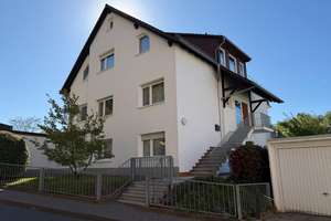 Gepflegtes 3 Familienhaus in zentraler Stadtlage – Die vollständige Adresse der Immobilie erhältst du vom Anbieter., 65307 Bad Schwalbach – Vorschaubild 1