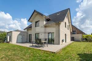 Lichtdurchflutetes Traumhaus in Kerpen – Großzügiges Wohnen in bester Lage. – Die vollständige Adresse der Immobilie erhältst du vom Anbieter., 50170 Kerpen – Vorschaubild 2