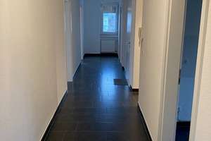 Viel Platz für Wohnträume -  Charmante 3,5 Zimmer Wohnung mit neuer Einbauküche  – Die vollständige Adresse der Immobilie erhältst du vom Anbieter., 70435 Zuffenhausen-Mönchsberg, Stuttgart – Vorschaubild 16