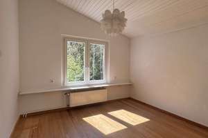 Wohnen im Grünen! Einfamilienhaus mit viel Platz in ruhiger Lage von Wohldorf-Ohlstedt – Die vollständige Adresse der Immobilie erhältst du vom Anbieter., 22397 Wohldorf-Ohlstedt, Hamburg – Vorschaubild 20