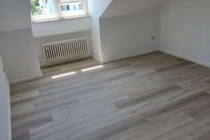 2 Zimmer DG Wohnung (ohne Balkon) in München-Trudering – Hippelstr. 55a, 81827 Waldtrudering, München – Vorschaubild 4