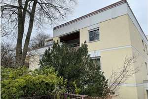 Provisionsfrei ! Beste Lage in München-Harlaching am Isar-Hochufer: sanierungsbedürfte 3,5-Zi-Whg – Die vollständige Adresse der Immobilie erhältst du vom Anbieter., 81545 Harlaching, München – Vorschaubild 2
