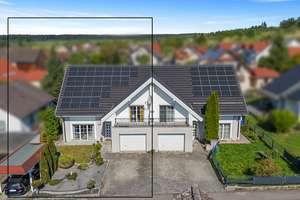 Familienglück - Stilvolle DHH mit Garten, Kamin & Technik auf Top-Niveau – Die vollständige Adresse der Immobilie erhältst du vom Anbieter., 72224 Ebhausen – Vorschaubild 2