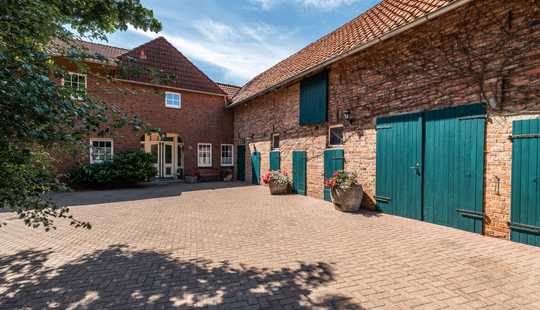 Bild von Traditionsreiches Bauernhaus mit Wohnhaus – Ideal für Generationenwohnen im Grünen
