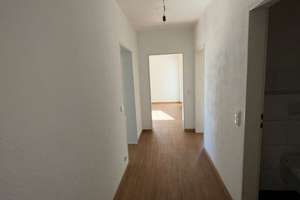 Helle 3‑Zimmer‑Wohnung mit Balkon in Grevenbroich – Kurt-Huber-Straße 1, 41515 Grevenbroich – Vorschaubild 10