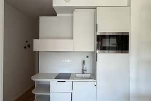 Wunderschöne 1 Zimmer Wohnung mit Einbauküche und Sonnenbalkon – Paul-Gossen-Straße 117a, 91052 Rathenau, Erlangen – Vorschaubild 3